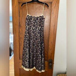 Tessuto Vintage Lace Midi Dress with Nude Underlay